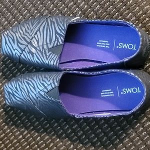 Toms zebra metallic